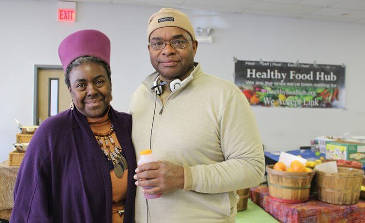 Black Couple Fights to End Food Deserts in Chicago